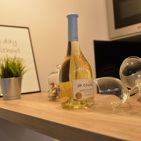 Apartment Pleasure Novi Sad Eksteriør billede