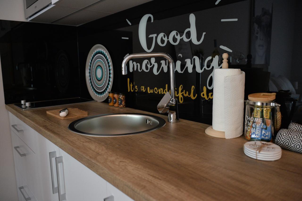 Apartment Pleasure Novi Sad Eksteriør billede